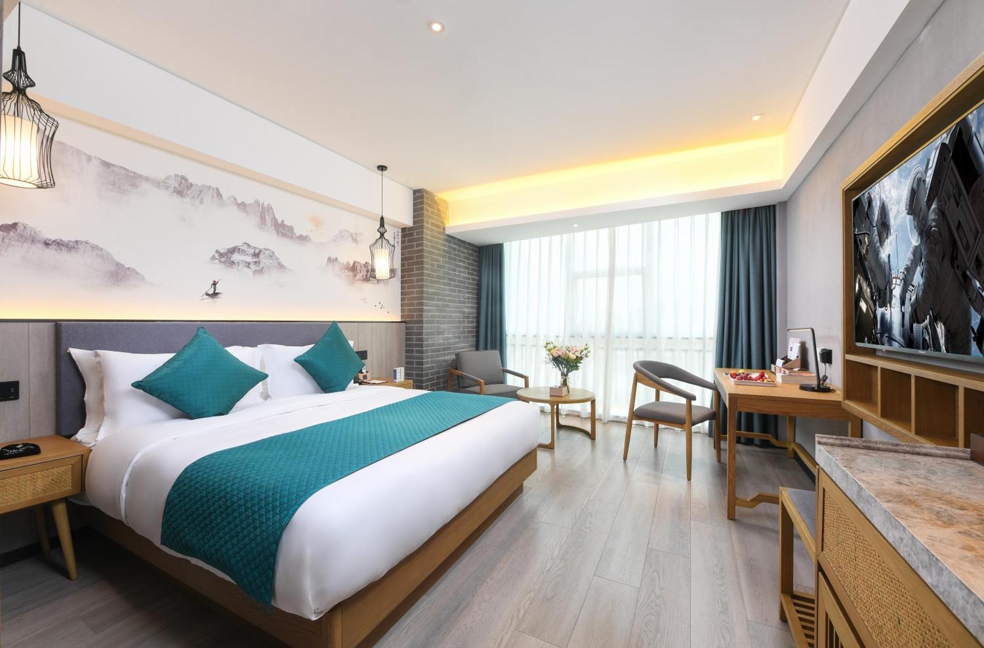 Mehood Lestie International Hotel Nancun Wanbo Metro Station Branch - Free Shuttle Bus To Canton Fair Complex During Canton Fair Period & Free Breakfast & Free Afternoon Tea & Free Midnight Snack & Free Vpn Internet Access Esterno foto