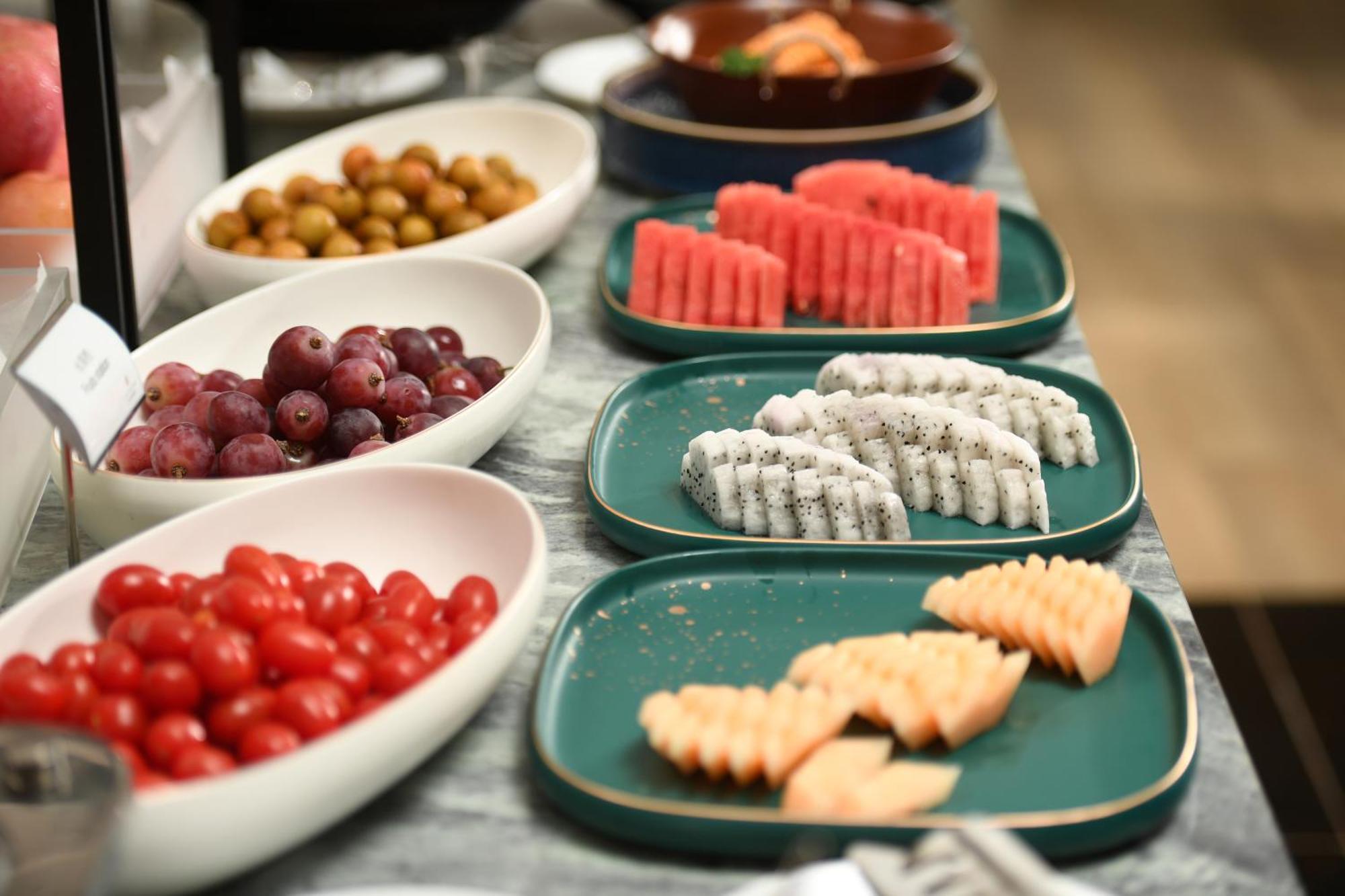 Mehood Lestie International Hotel Nancun Wanbo Metro Station Branch - Free Shuttle Bus To Canton Fair Complex During Canton Fair Period & Free Breakfast & Free Afternoon Tea & Free Midnight Snack & Free Vpn Internet Access Esterno foto